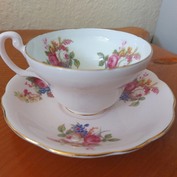 Foley vintage tea cup - Picture 1 of 4